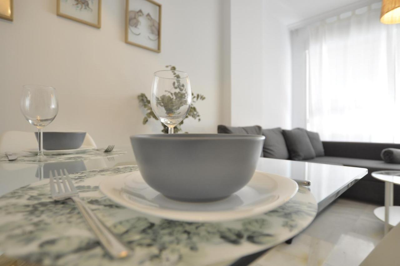 Luminoso Y Coqueto Apartamento Con Jardin Malaga Ngoại thất bức ảnh
